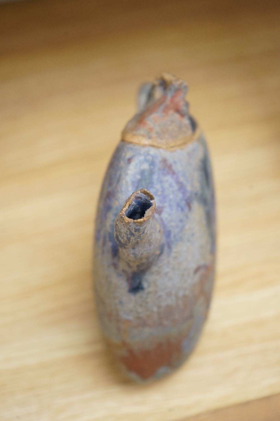 Julia Cardnell, a Studio pottery lidded teapot, 20cm